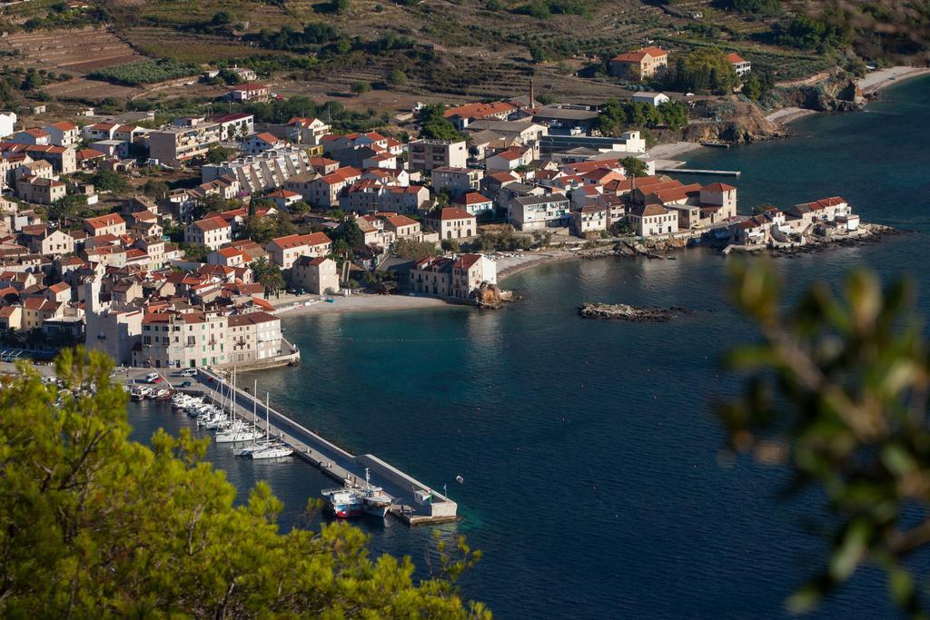Apartments Kastelani Komiža Εξωτερικό φωτογραφία