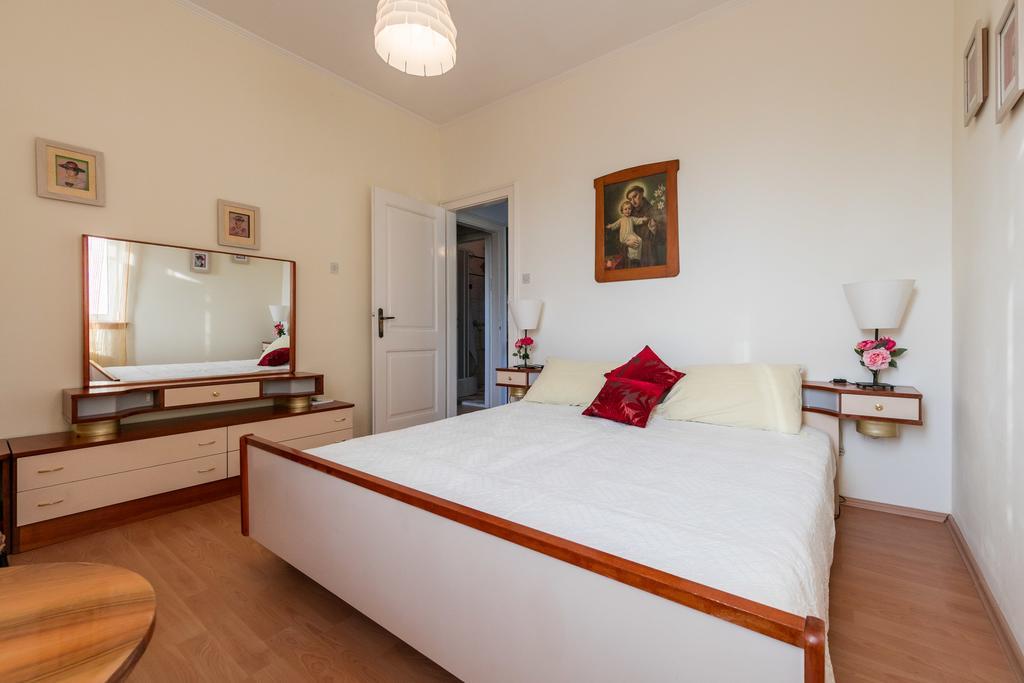 Apartments Kastelani Komiža Εξωτερικό φωτογραφία