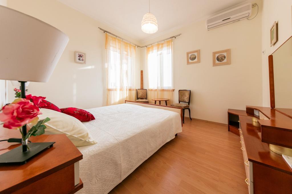 Apartments Kastelani Komiža Εξωτερικό φωτογραφία