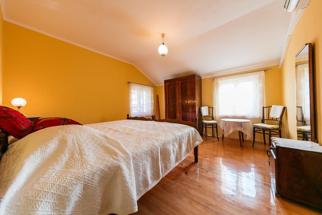 Apartments Kastelani Komiža Εξωτερικό φωτογραφία