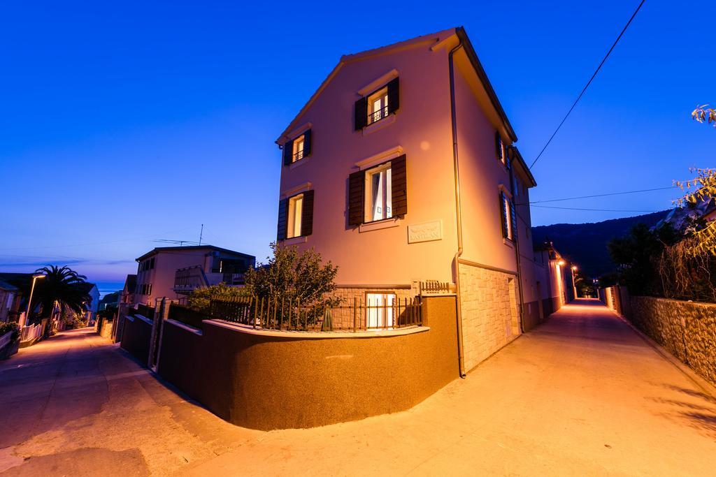 Apartments Kastelani Komiža Εξωτερικό φωτογραφία