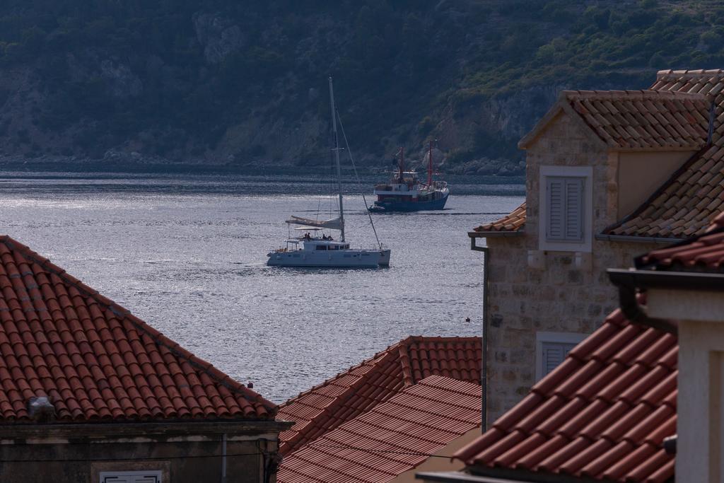 Apartments Kastelani Komiža Εξωτερικό φωτογραφία