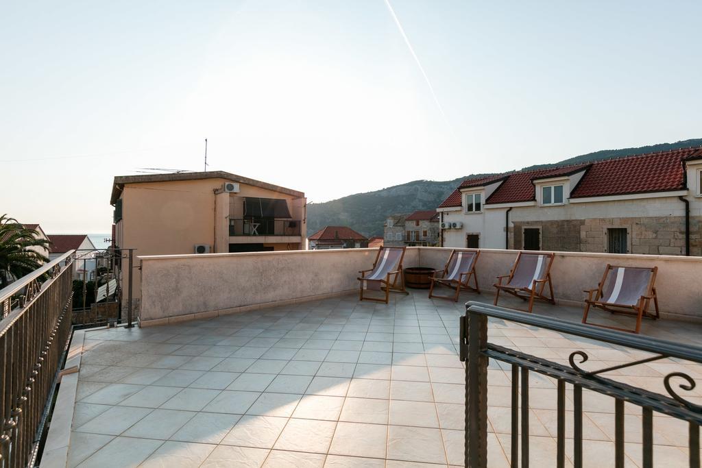 Apartments Kastelani Komiža Εξωτερικό φωτογραφία