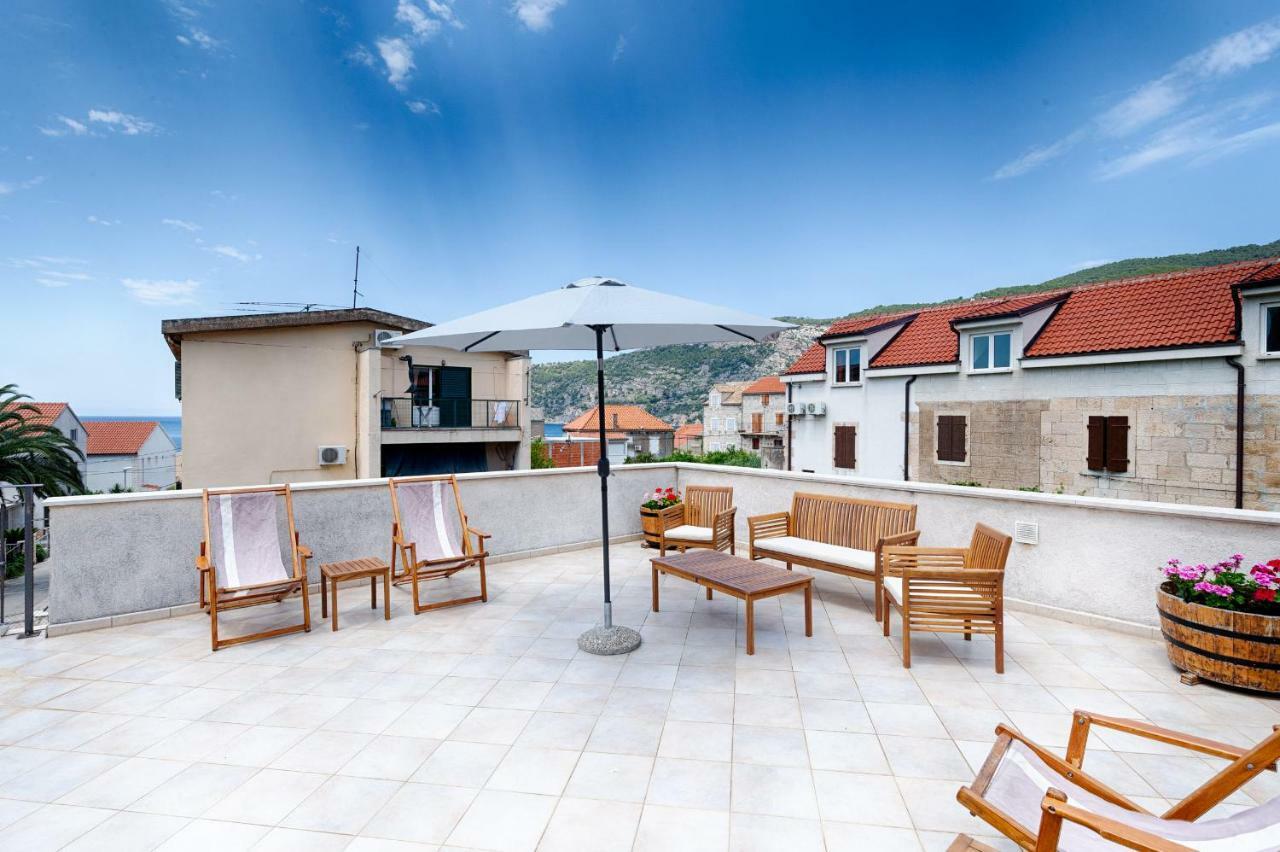 Apartments Kastelani Komiža Εξωτερικό φωτογραφία